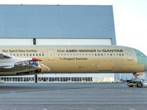 Com&#8217;è fatto l&#8217;aereo dei record: permetterà di volare da Londra a Sidney senza scalo in 22 ore
