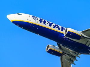 ryanair-elimina-tratte-300x225.jpg