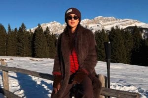 Cecilia Rodriguez, Capodanno sulla neve con Clara Isabel: i look rosa e cioccolato per la montagna