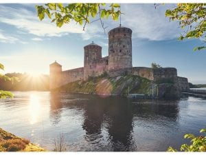 Dove si trova lo spettacolare castello sull’acqua teatro delle più misteriose leggende nordiche