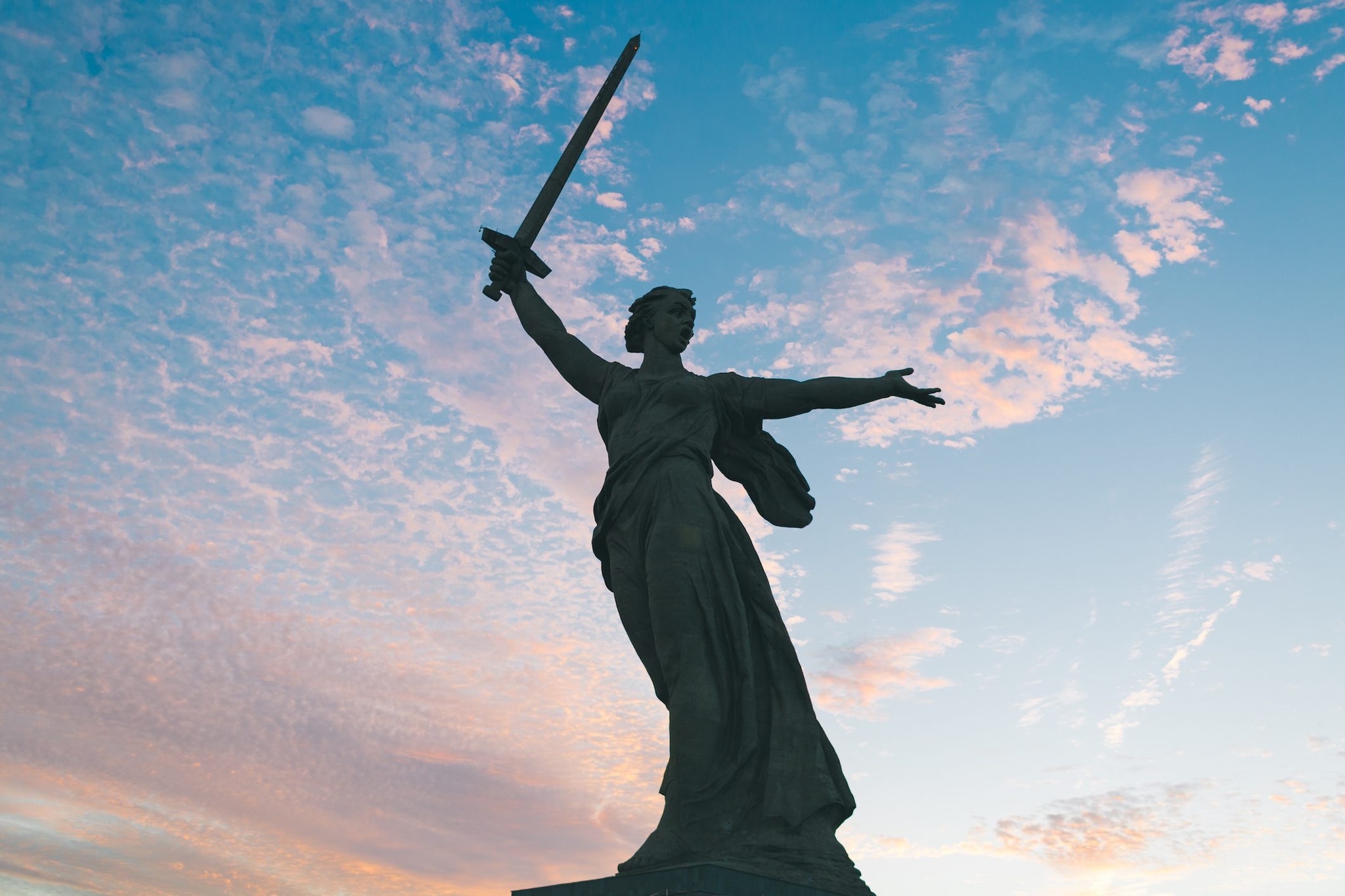 La Madre Patria chiama!