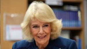La regina Camilla ha un nuovo anello: qual è il suo dolce significato simbolico