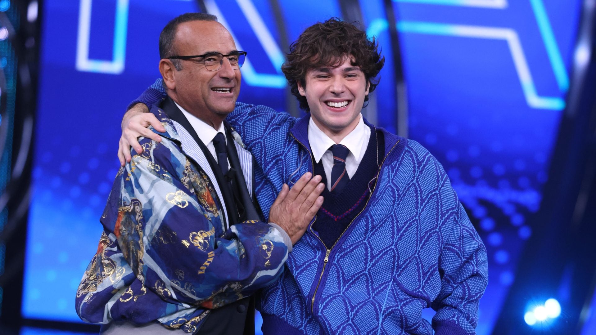 Il rito portafortuna di Carlo Conti a Sarà Sanremo 2025: perché ha indossato la giacca di Settembre