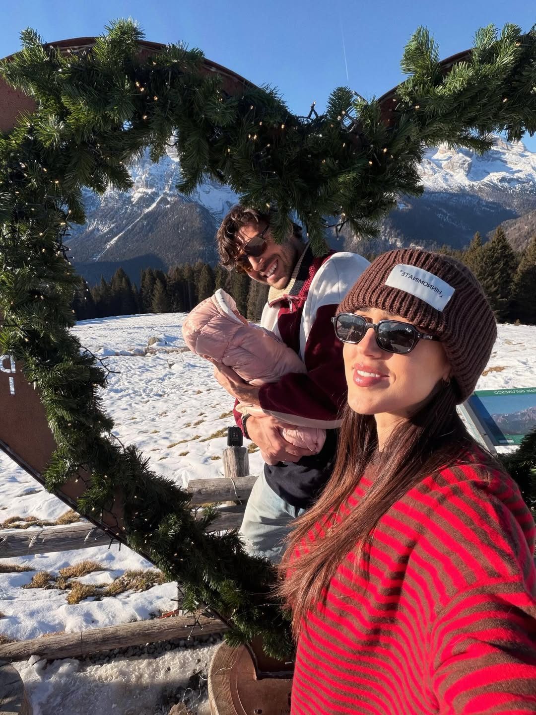 Cecilia Rodriguez con Ignazio Moser e la piccola Clara Isabel