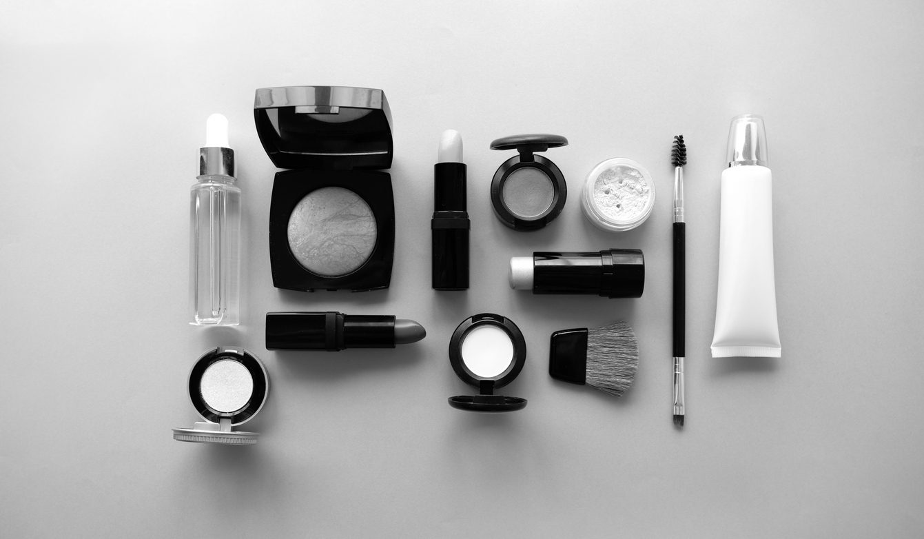 Clou Dancer make–up