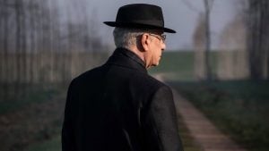 La Grazia di Paolo Sorrentino: il significato della lampada che illumina i tormenti del protagonista