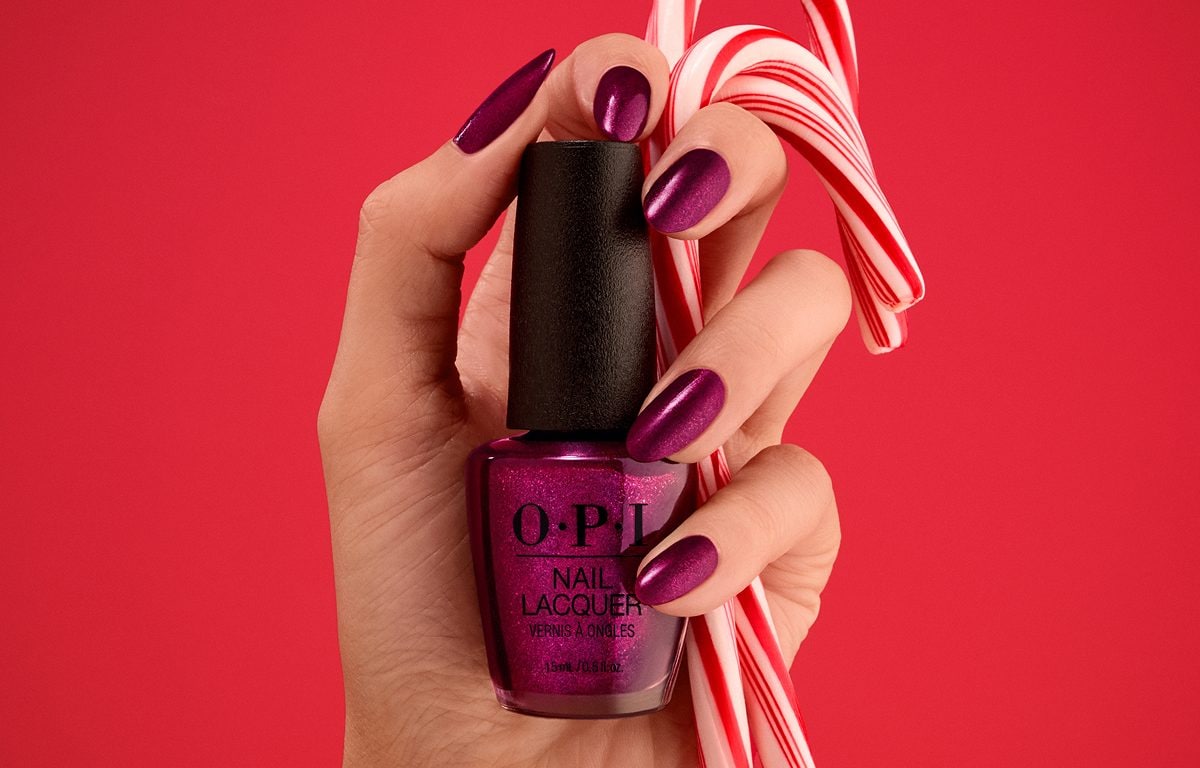 OPI – Manicure burgundy