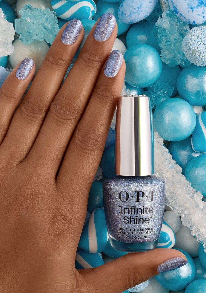 OPI – Manicure baby blue