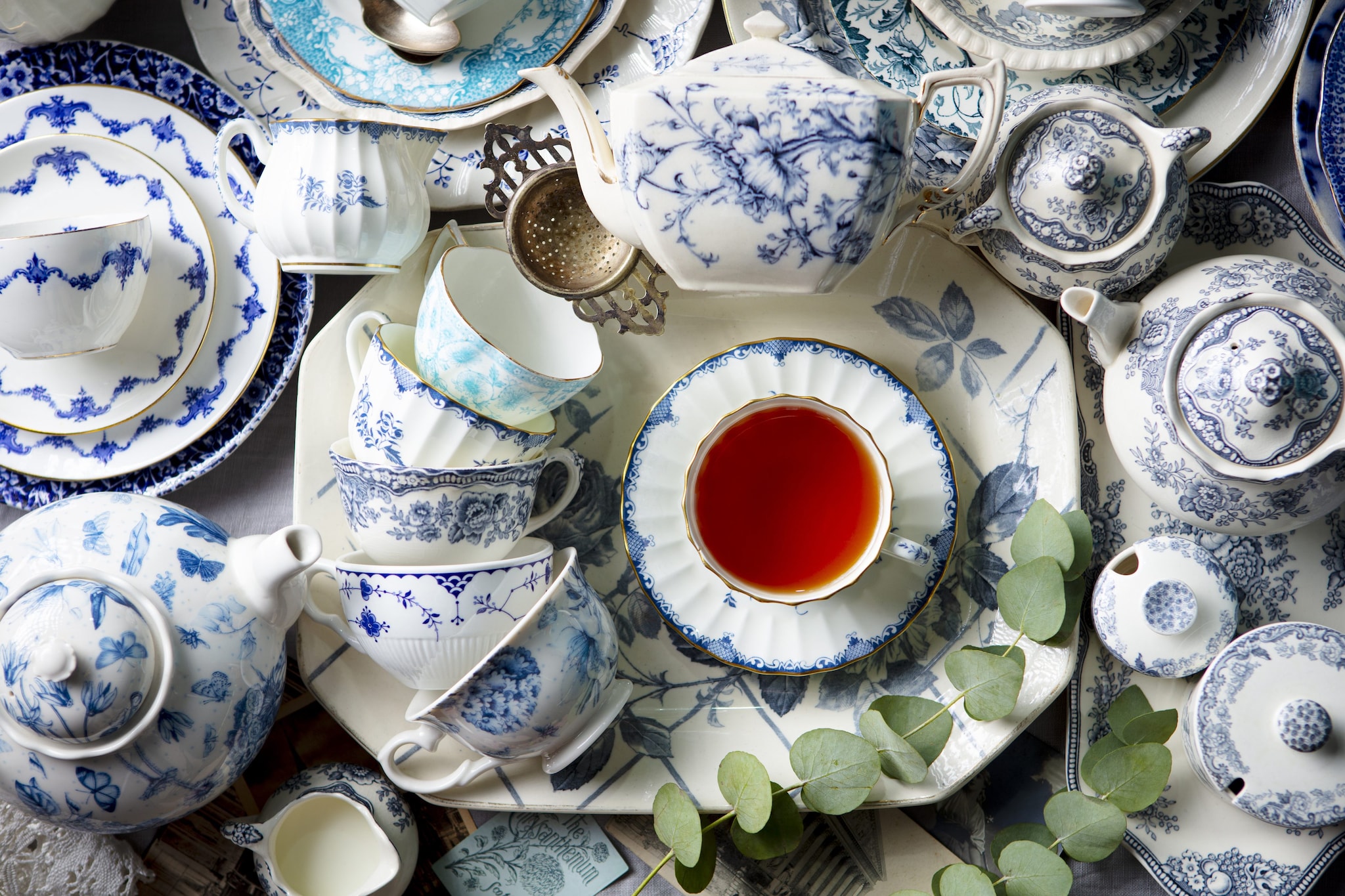 Servizi di piatti vintage