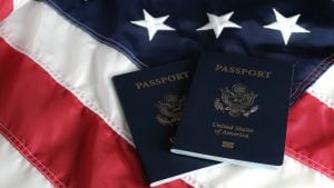 Perché per entrare negli Stati Uniti si dovrà mostrare cosa si è fatto sui social negli ultimi 5 anni