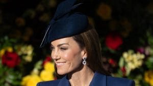 Perché il cappotto blu di Kate Middleton è il simbolo della sua battaglia contro il cancro