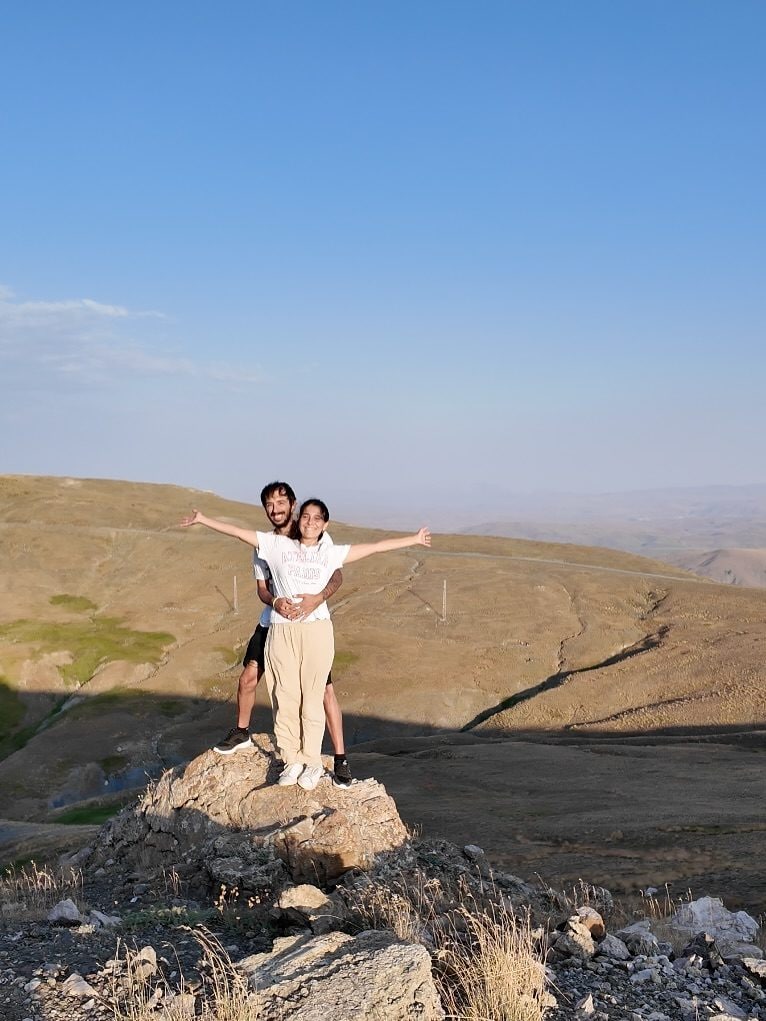 Instagram @vangolden.van