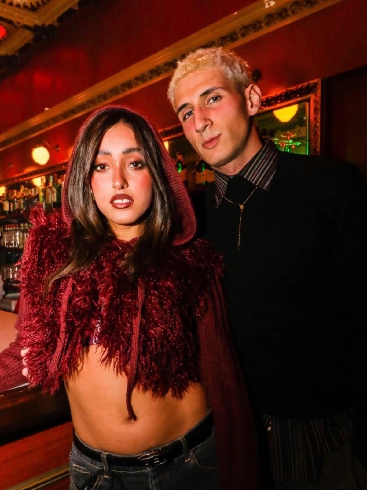 Il look da discoteca di Giulia Stabile