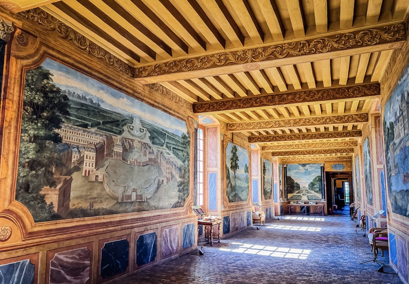 Affeschi Château di Gizeux