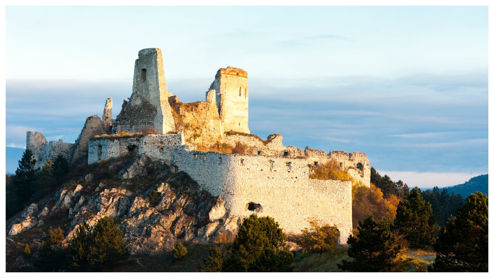 Dove si trova il castello di Čachtice, in cui la contessa sanguinaria uccise più di 600 persone