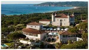 The White Lotus 4, la nuova serie sarà girata in un castello sulla Costa Azzurra