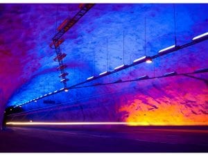 Il-tunnel-di-Laeligrdal-Norvegia-300x225.jpg