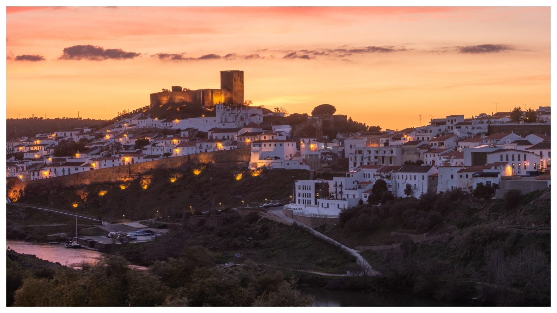Il villaggio portoghese inserito tra le migliori destinazioni al mondo dall'ONU e lontano dall'overtourism