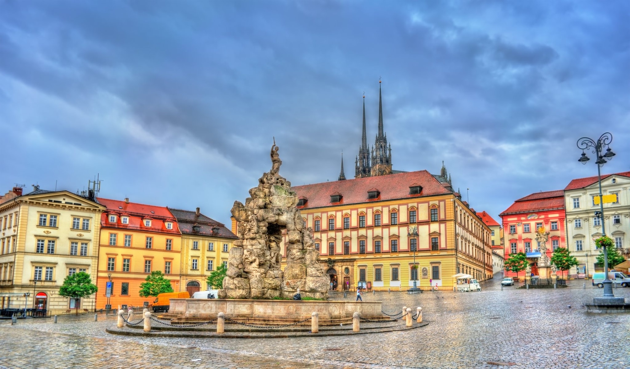Piazza Zerny trh nel centro storico di Brno, Repubblica Ceca