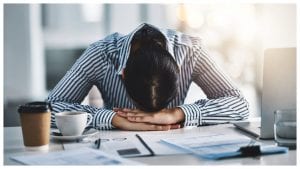 Perché l’ossessione per i buoni propositi ci stanca ancora prima di iniziare l’anno