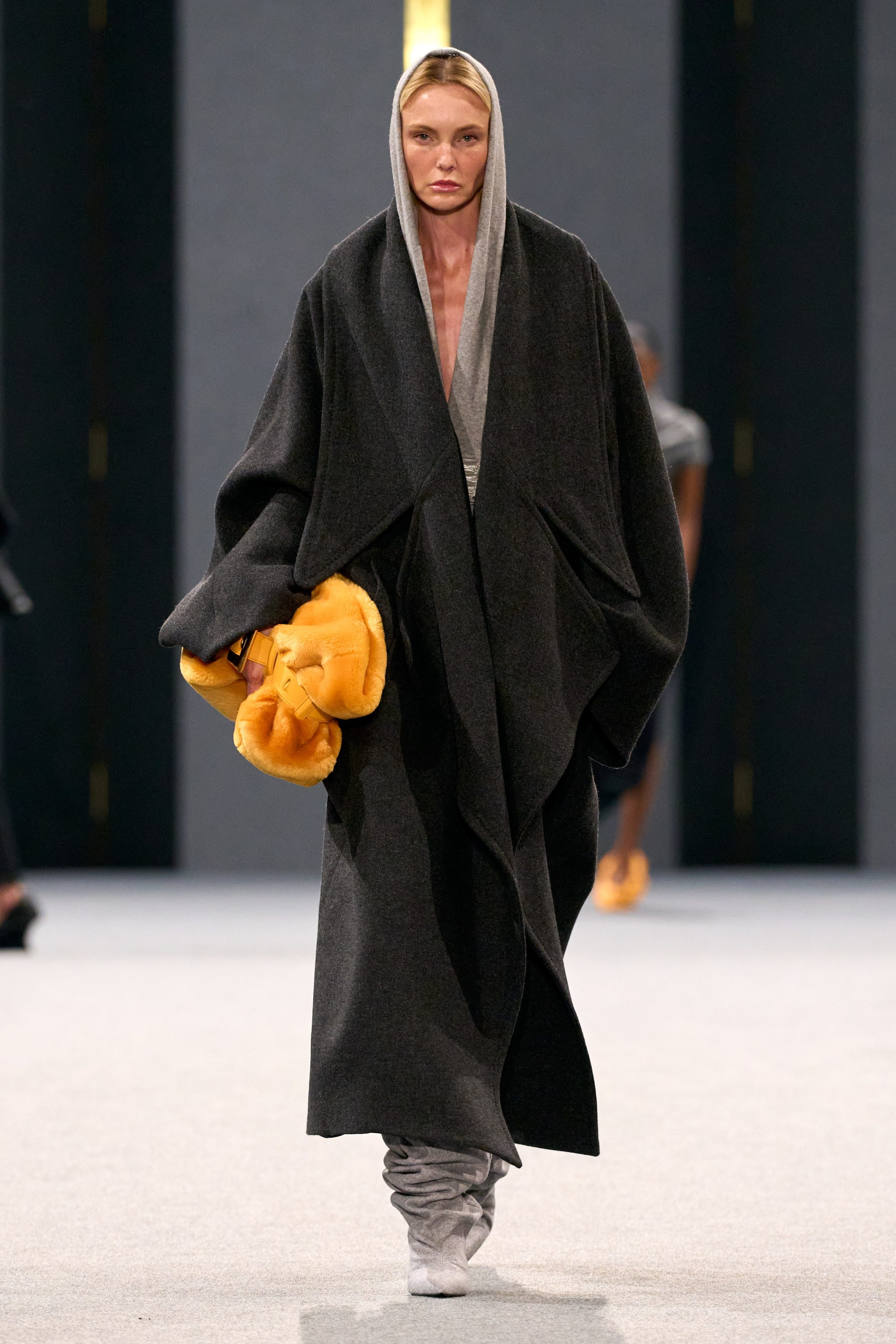 Cappotto over con grossi rever Balmain