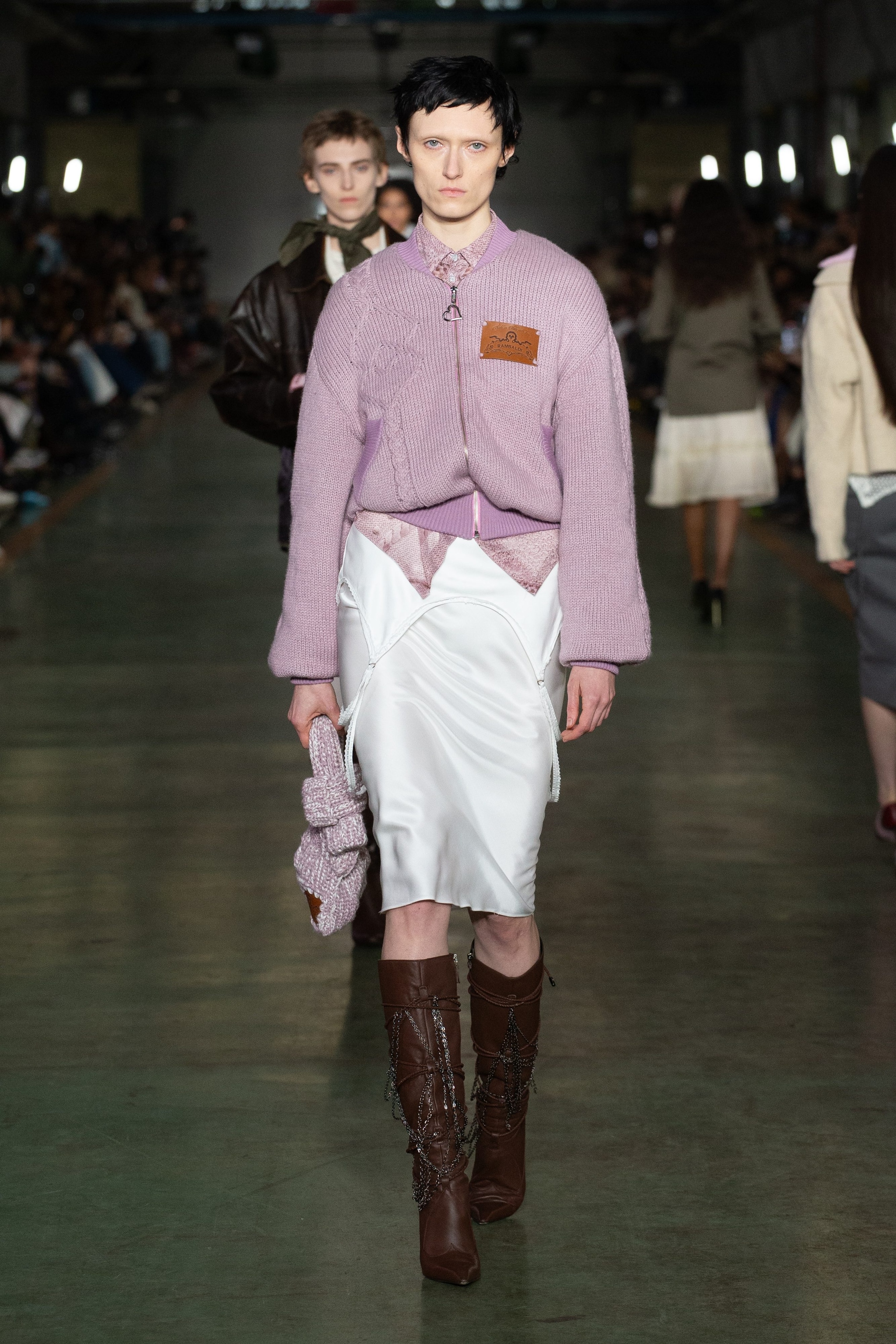 Pencil skirt e stivali alti Marco Rambaldi