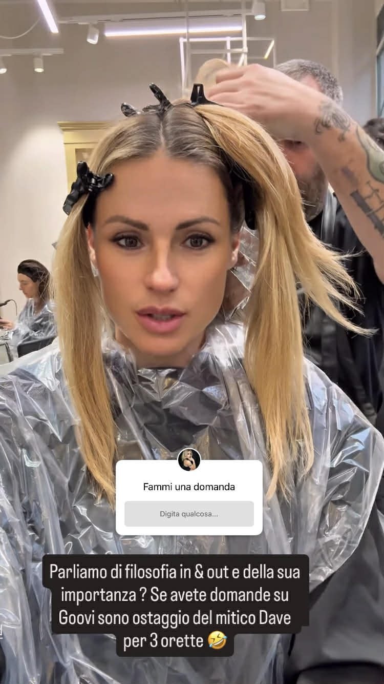 Michelle Hunziker dal parrucchiere