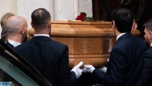 I funerali di Valentino Garavani: "Grazie per aver creato bellezza"