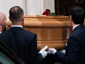 funerali-valentino-garavani-stilista-morte-morto-300x225.jpg