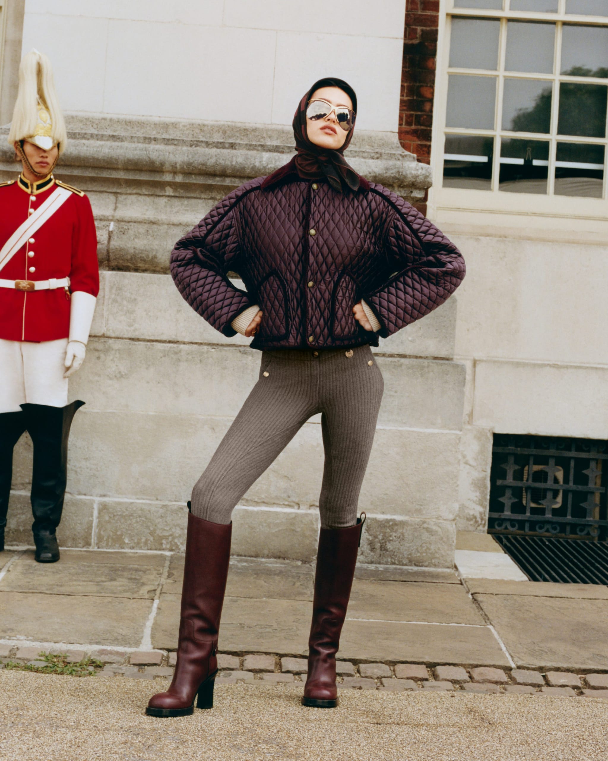 Un scatto dalla campagna Autunno/Inverno 2025–2026 di Burberry