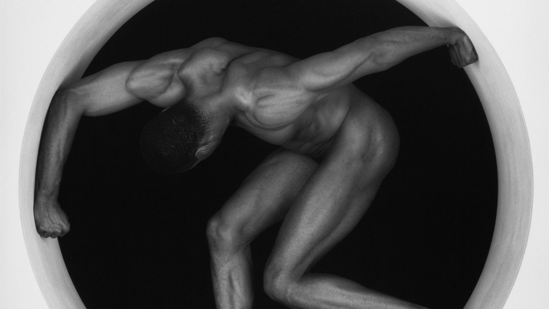 Il nudo di Robert Mapplethorpe dà forma al desiderio: "Porta alla luce i tabù della nostra epoca"