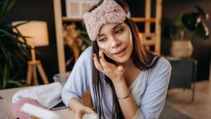 Skin fasting: eliminare creme e detergenti fa bene alla pelle?