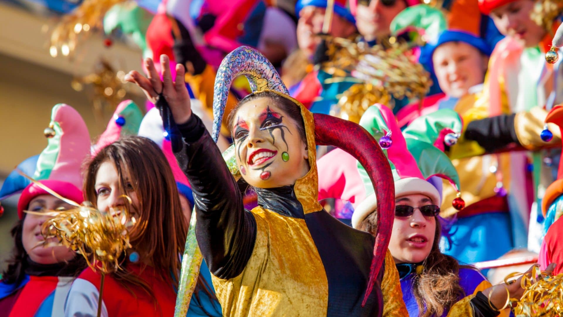 Carnevale di Viareggio 2026: il programma, le date, i biglietti e il percorso dei carri