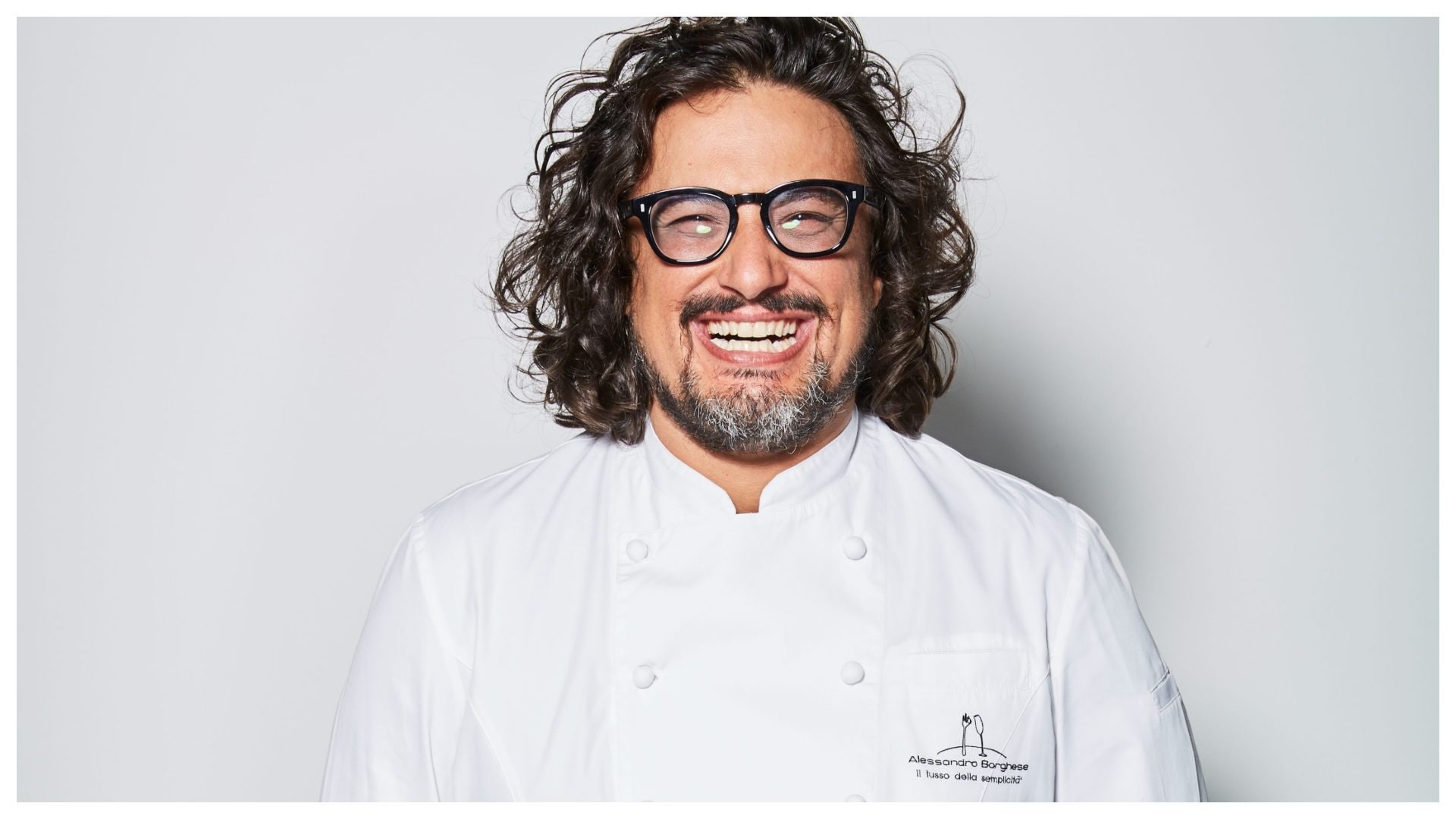 Il menù per San Valentino 2026 di Alessandro Borghese: quanto costa la cena nel ristorante di Milano