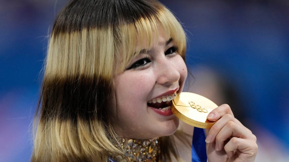 Alysa Liu, la pattinatrice americana che ha vinto l’oro nel pattinaggio femminile