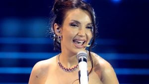 Quanto costano i gioielli di Elettra Lamborghini a Sanremo: serata cover con collier e orecchini da 270mila euro