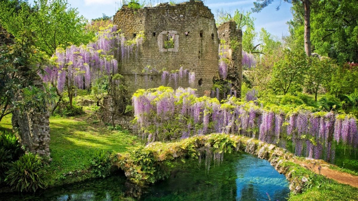 Giardino di Ninfa, Cisterna Latina