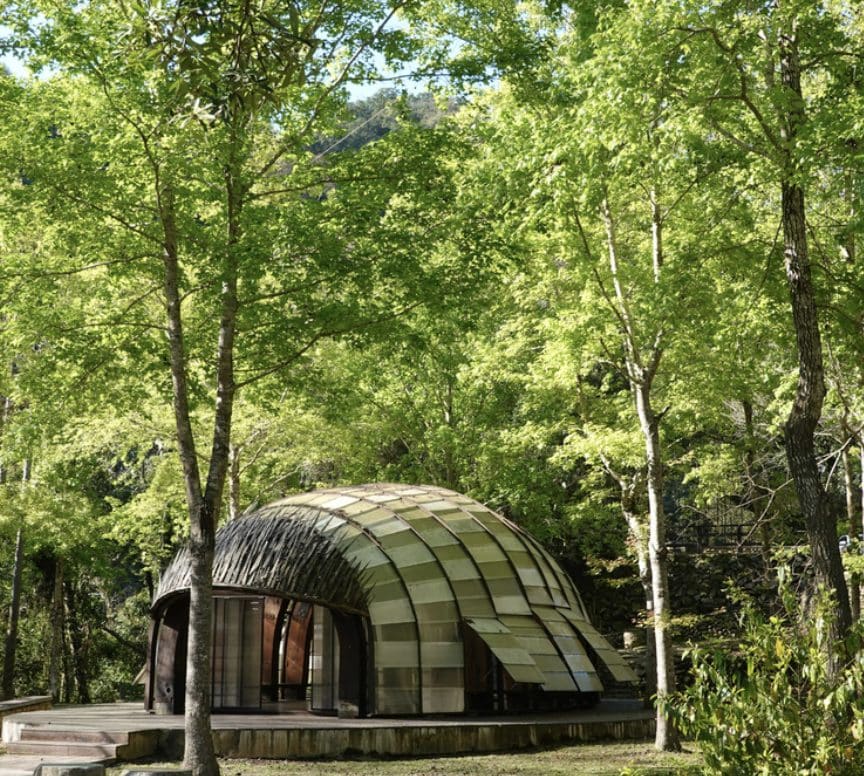 Una delle abitazioni di Supershe Island