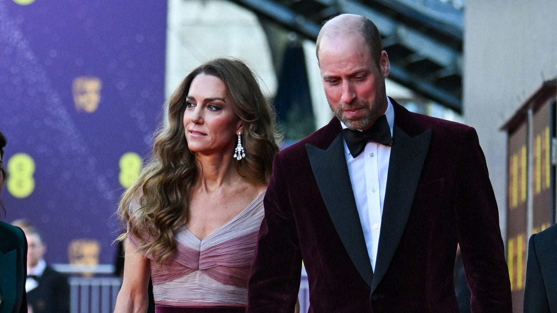 Kate Middleton incanta ai BAFTA: il romantico look di coppia nasconde un dettaglio coordinato