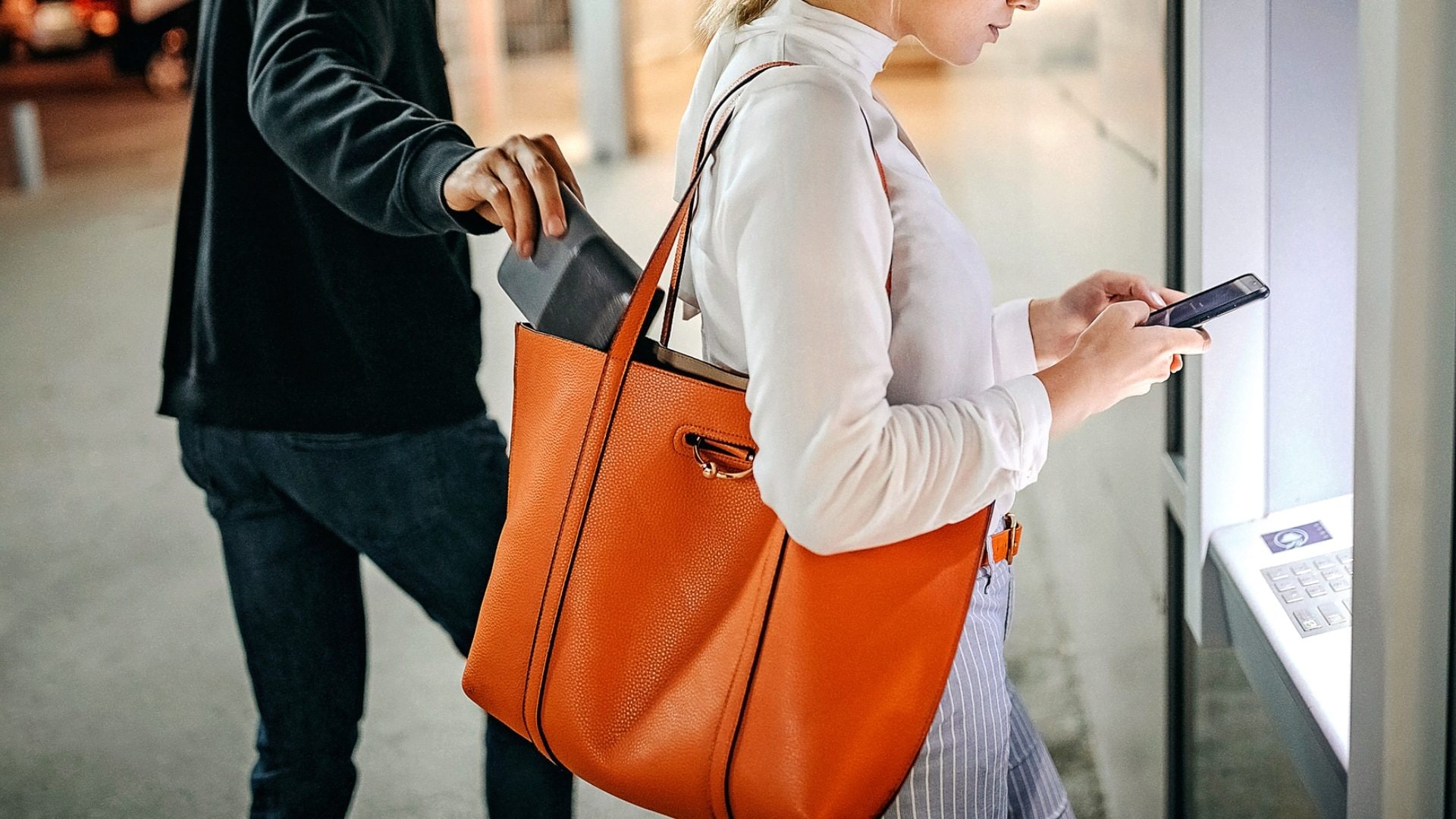 Qual è la capitale mondiale dei borseggiatori: in classifica due città italiane