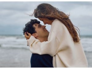 Perché torniamo con l’ex? Lo psicologo: “Solitudine e nostalgia sono confuse con l’amore, si idealizza il passato”