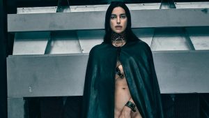 Irina Shayk posa nuda prima di Sanremo