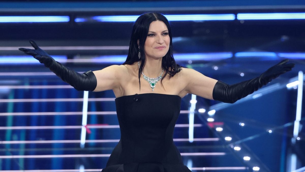 Laura Pausini nella finale di Sanremo