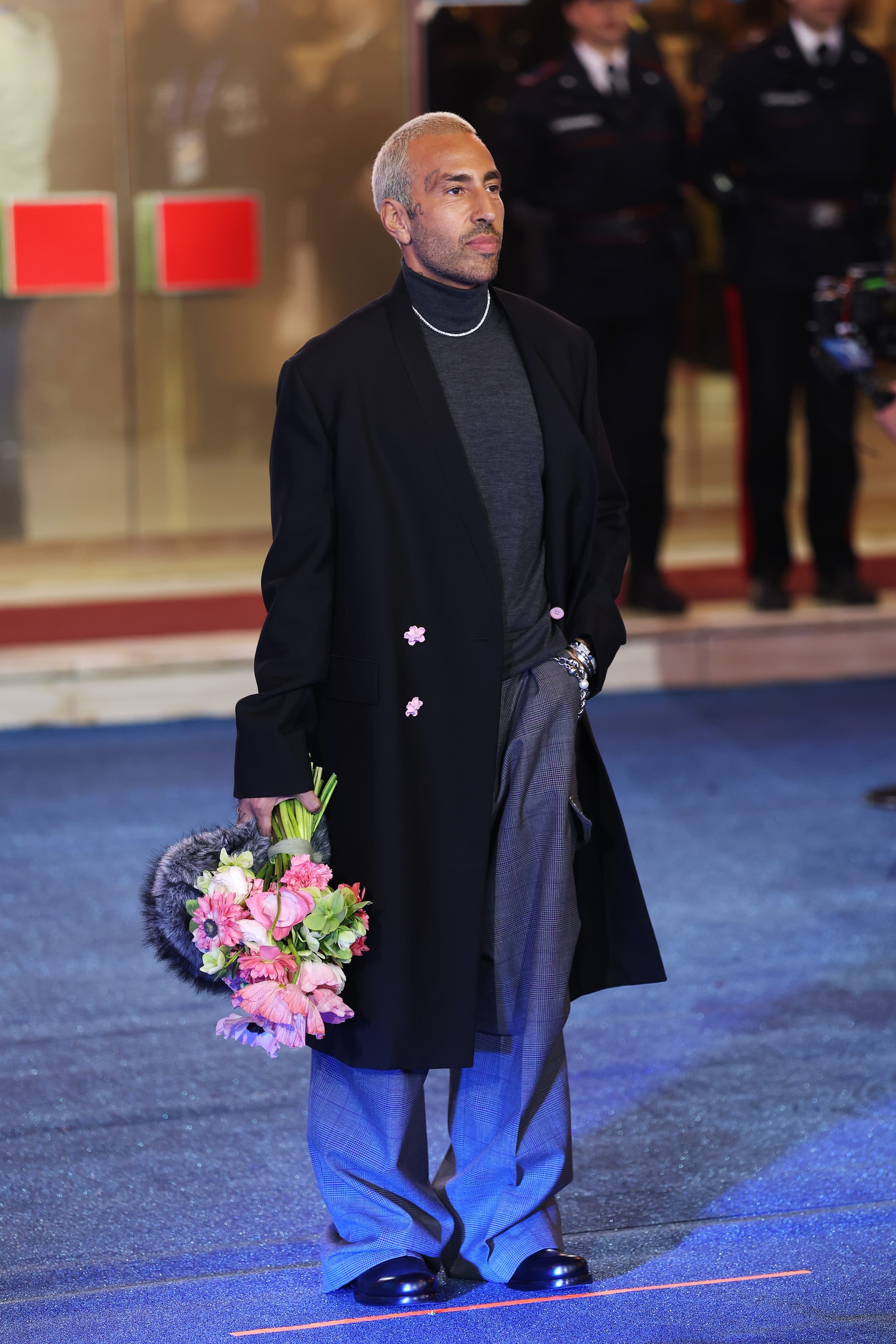 Luché in Louis Vuitton