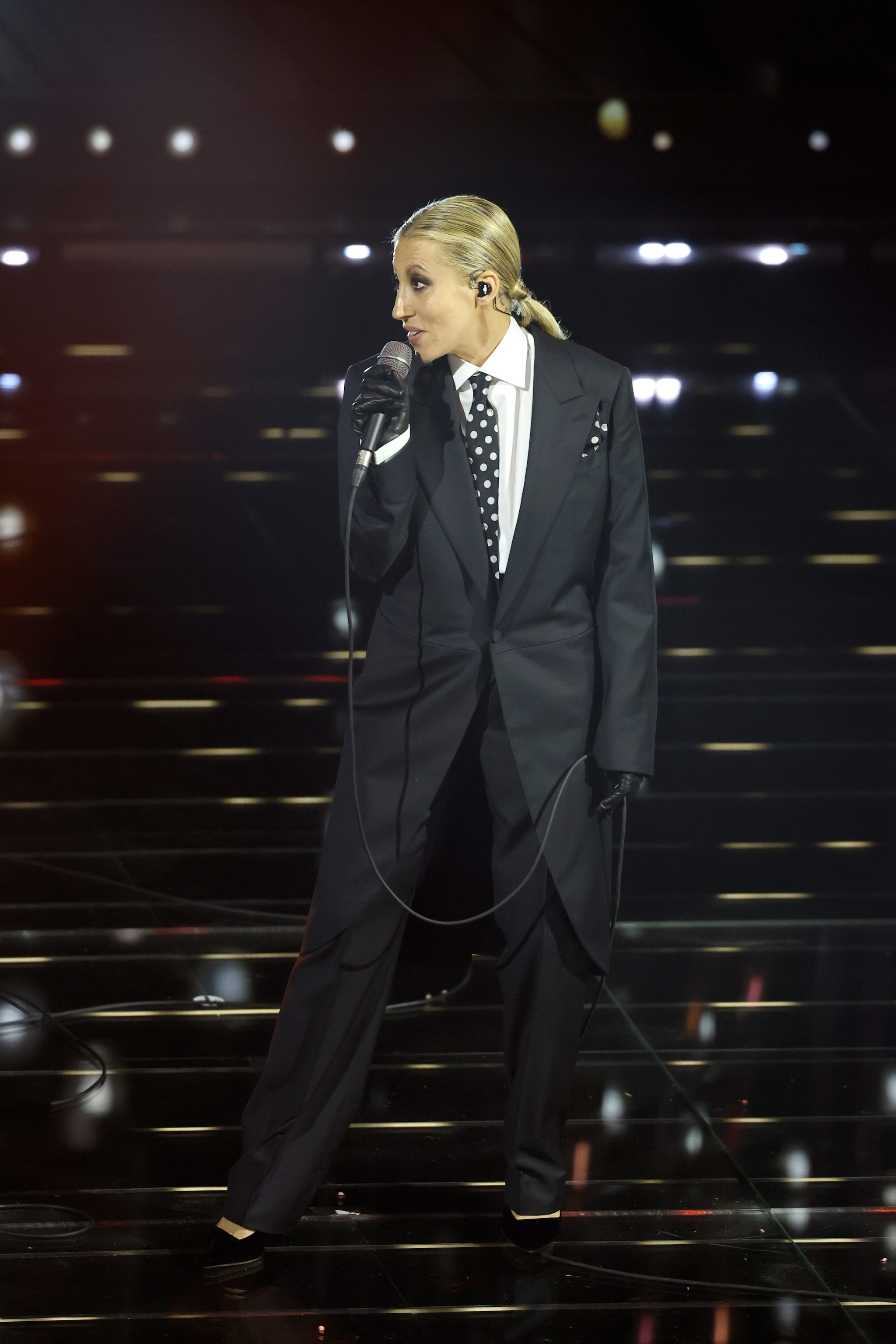 Malika Ayane in Giorgio Armani