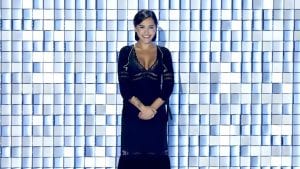 Serena Brancale indossa un abito della madre scomparsa