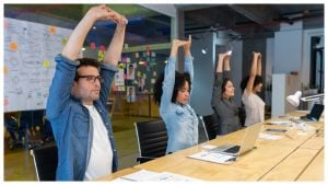 Sport snacks, come i mini allenamenti quotidiani possono salvarti la vita