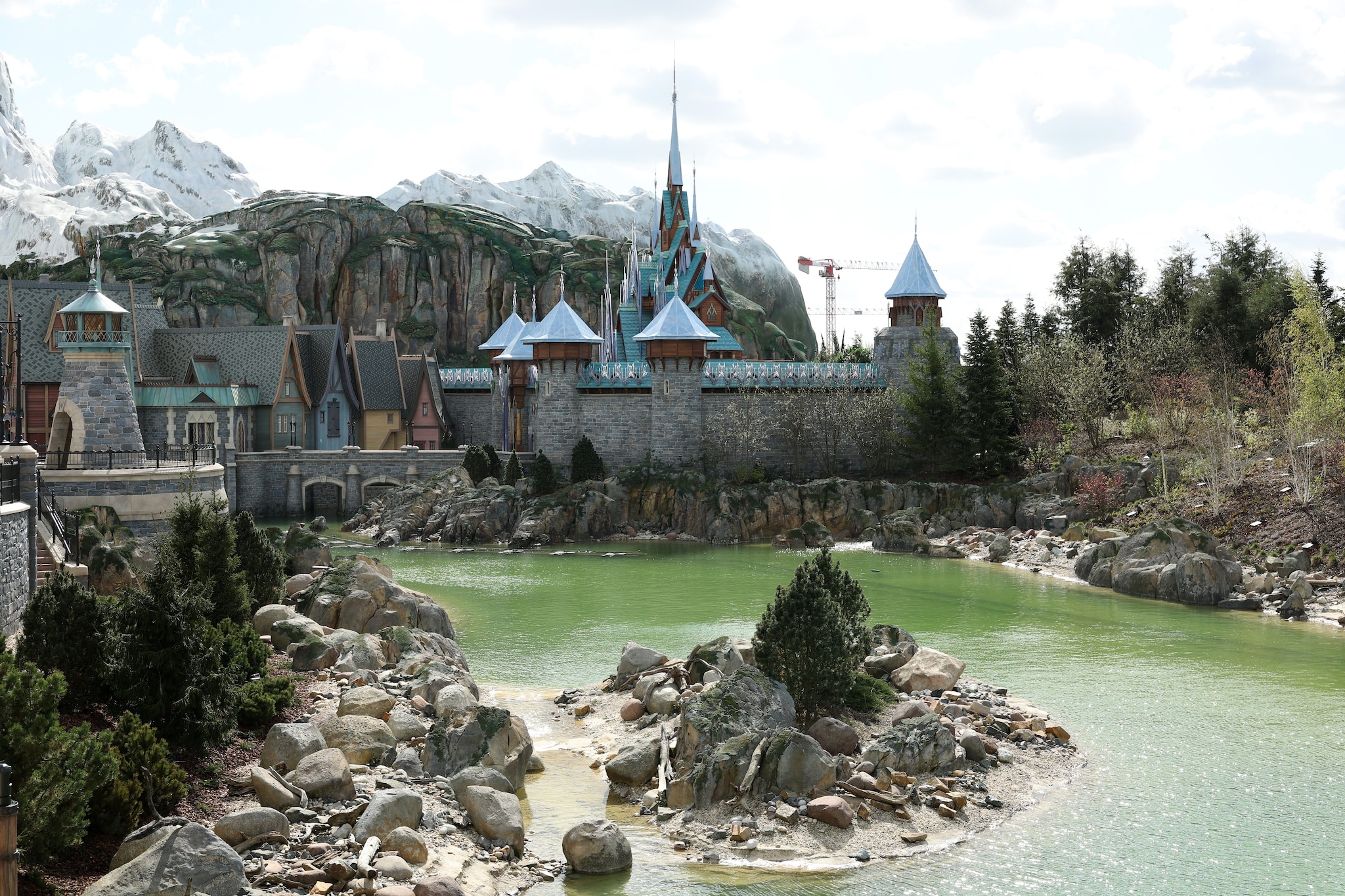 Adventure World e World of Frozen