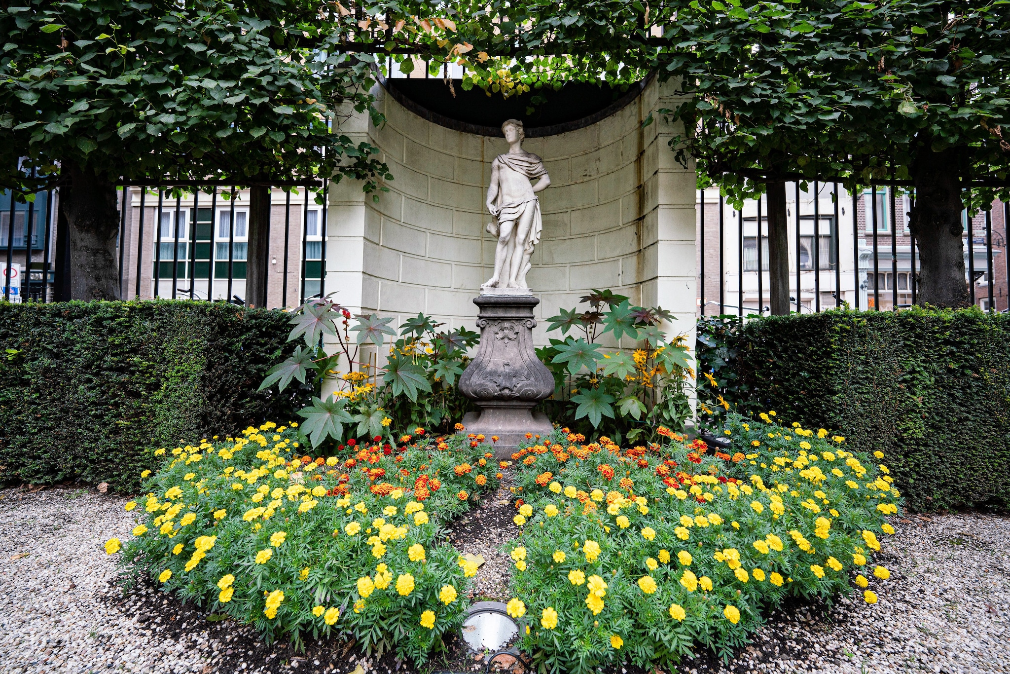 Dettaglio dei giardini di casa Willet
