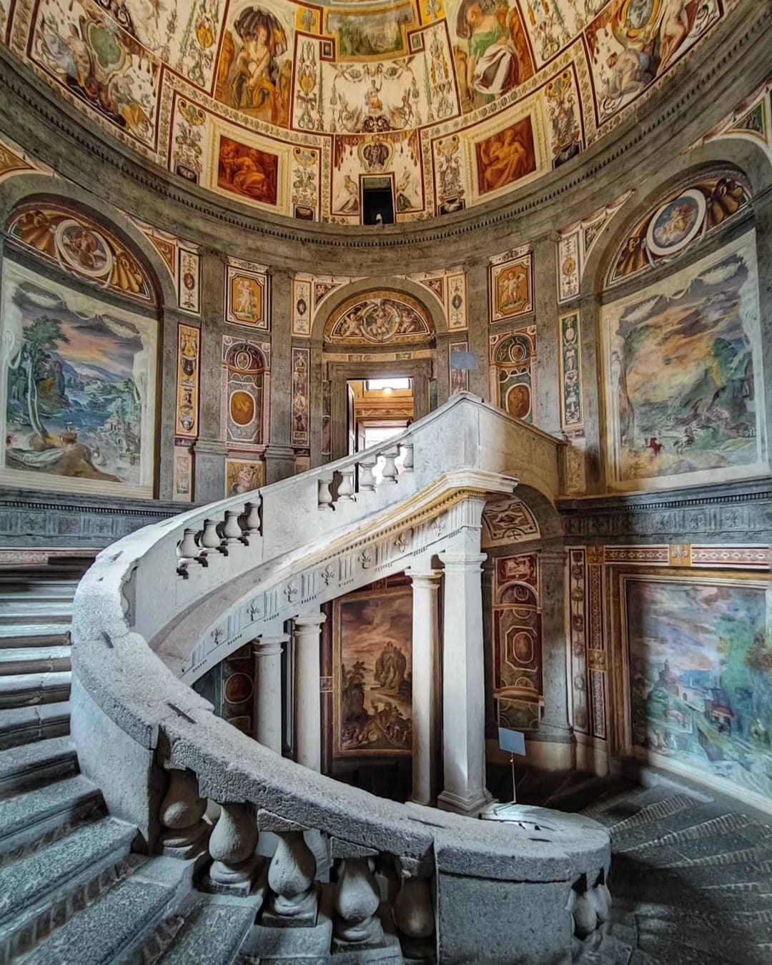 Gli interni di Palazzo Farnese